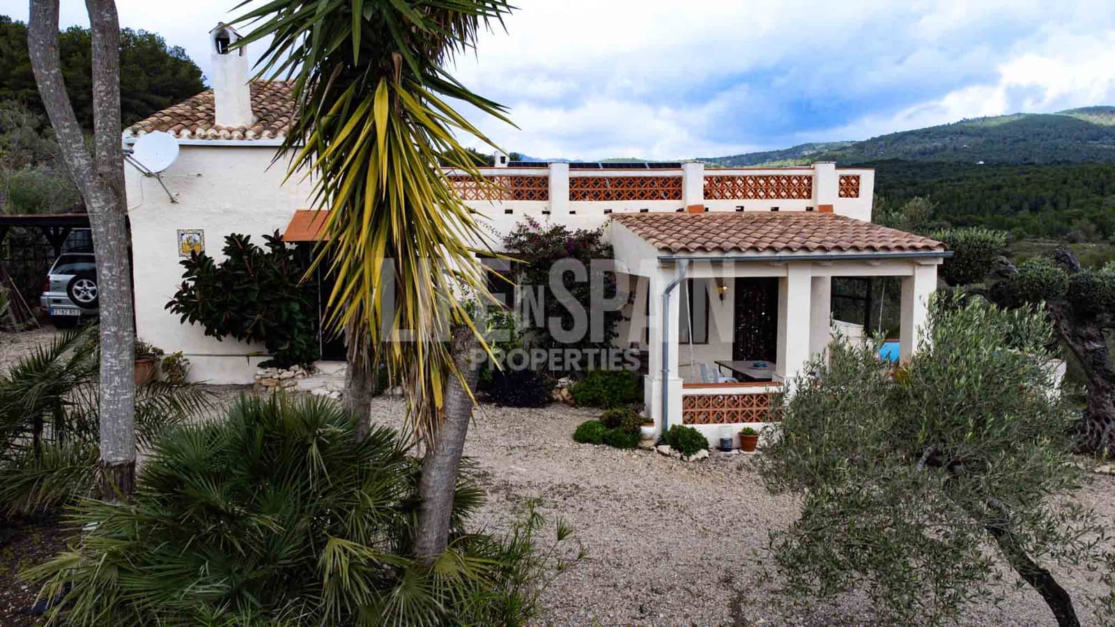 3 soveværelse Finca/Landehus til salg i El Perello med swimmingpool - € 295.000 (Ref: 8567597)