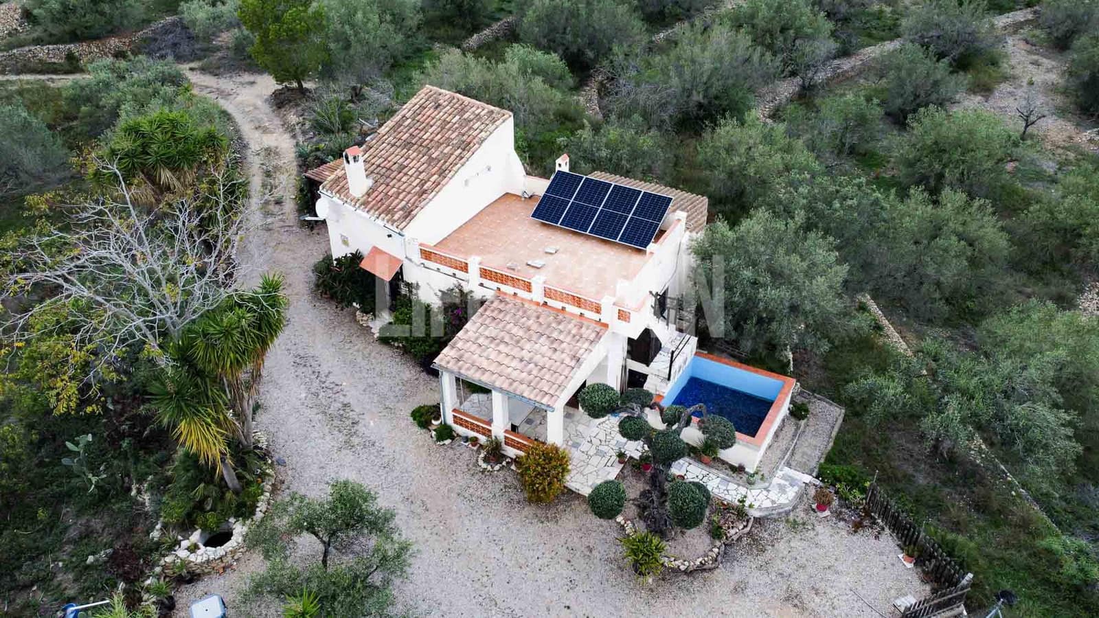 3 soveværelse Finca/Landehus til salg i El Perello med swimmingpool - € 295.000 (Ref: 8567597)