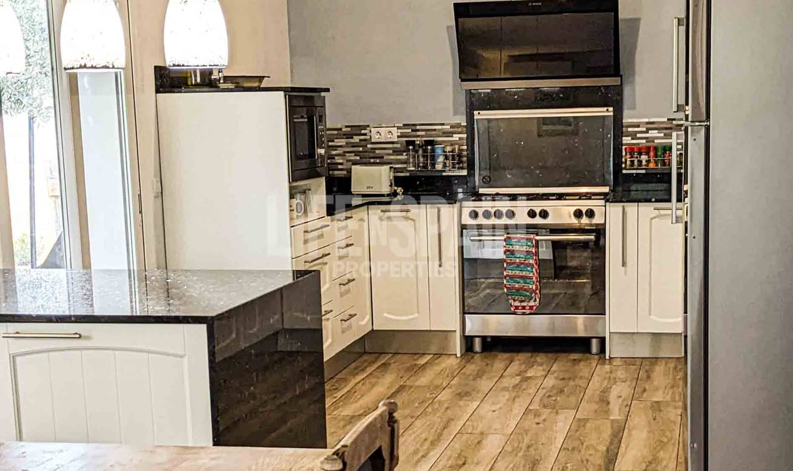 4 soverom Villa til salgs i L'Ametlla de Mar med svømmebasseng - € 350 000 (Ref: 8714357)