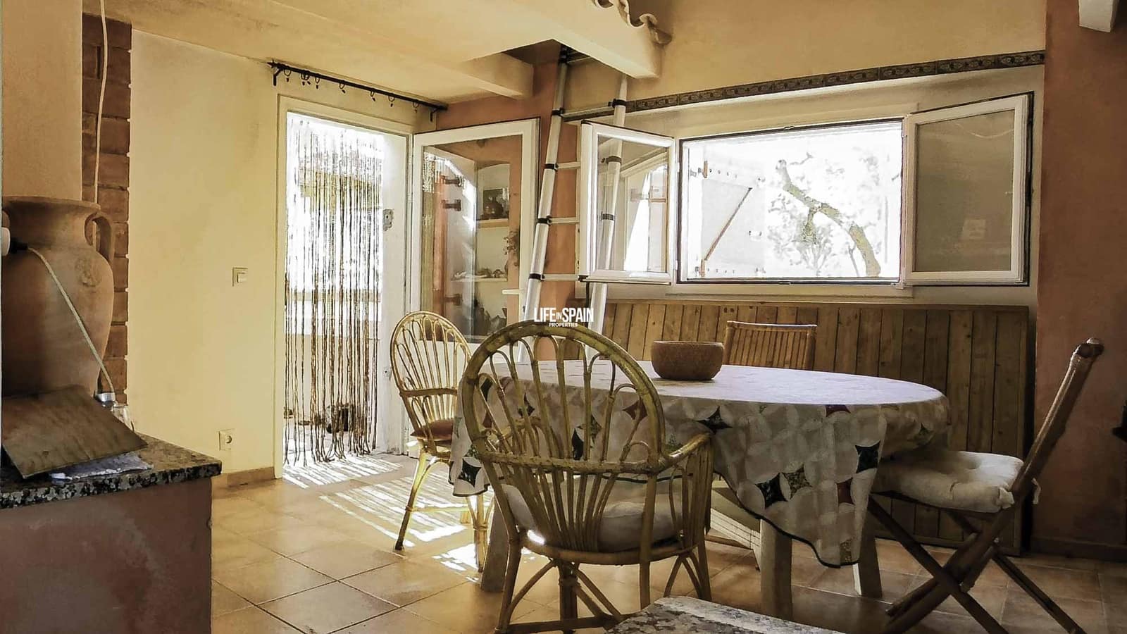 2 soverom Finca/Herregård til salgs i Tortosa med garasje - € 145 000 (Ref: 8885585)