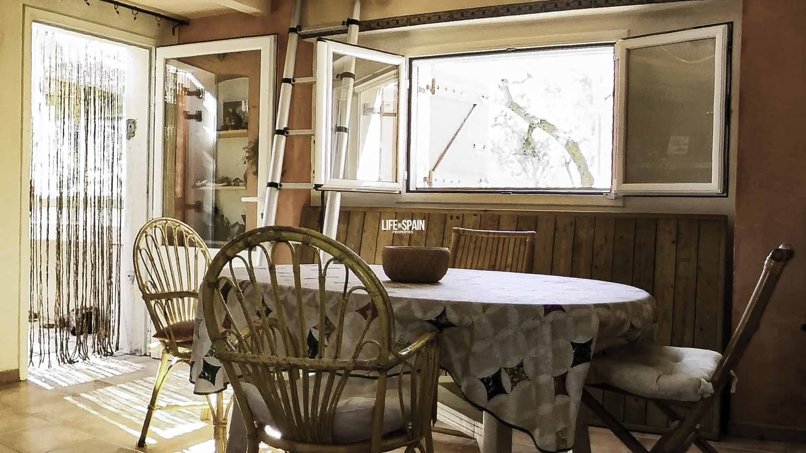 2 soverom Finca/Herregård til salgs i Tortosa med garasje - € 145 000 (Ref: 8885585)