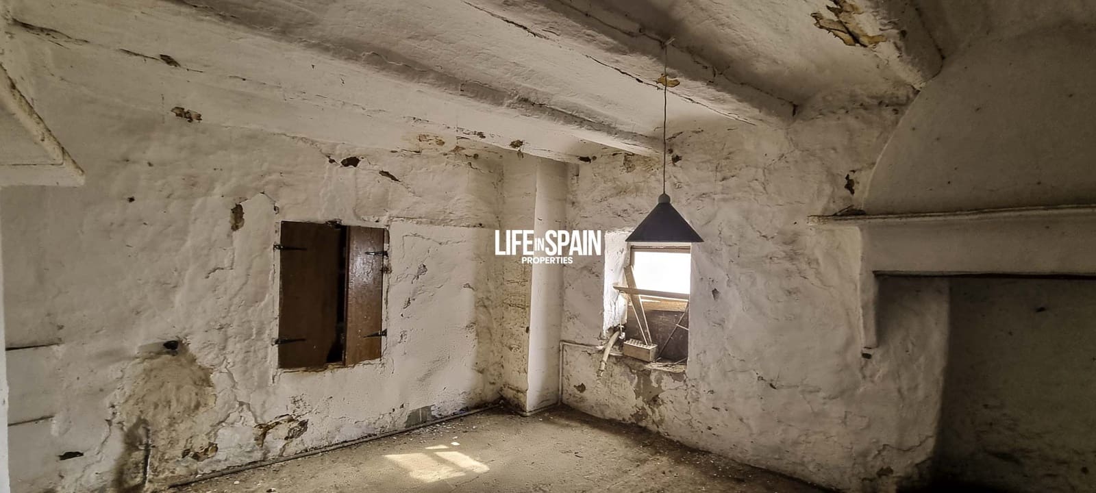 5 soveværelse Byhus til salg i Masdenverge - € 35.000 (Ref: 9000385)