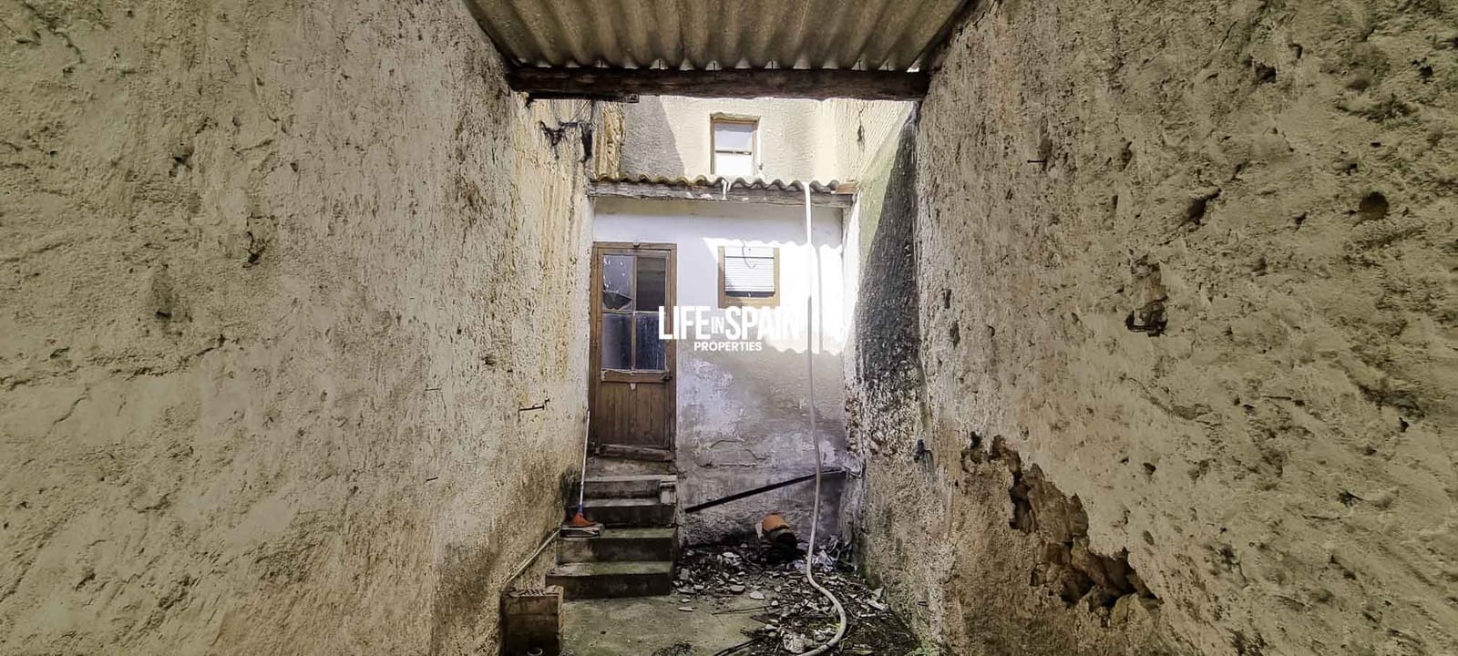 5 soveværelse Byhus til salg i Masdenverge - € 35.000 (Ref: 9000385)