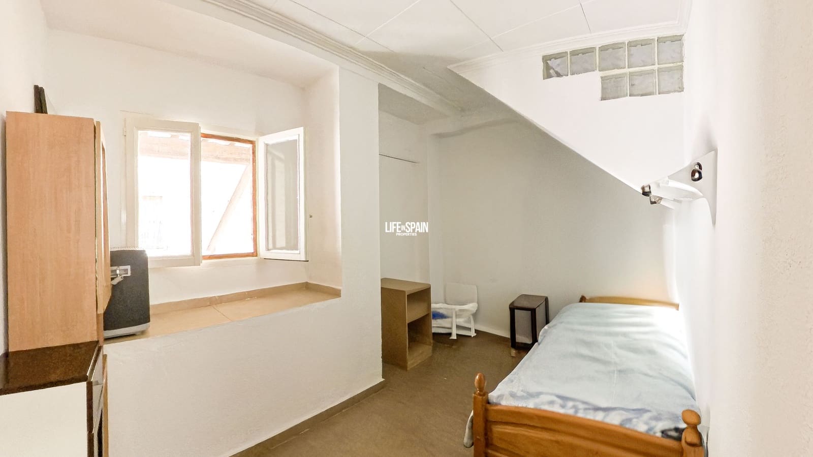 4 soverom Hus til salgs i Tortosa med garasje - € 89 900 (Ref: 9072941)