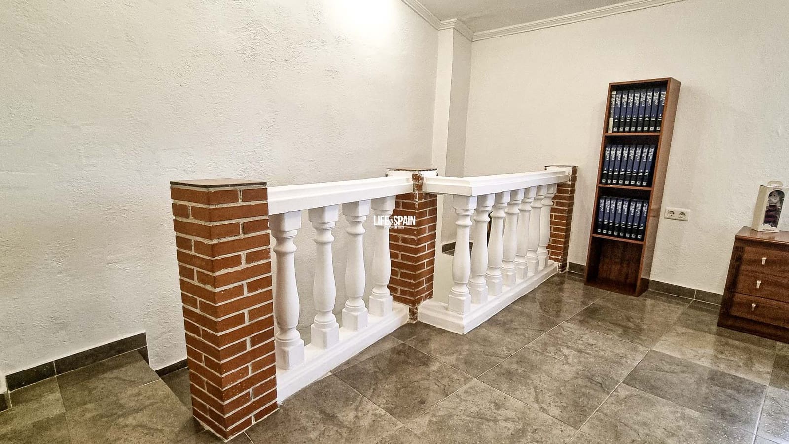 4 soverom Hus til salgs i Tortosa med garasje - € 89 900 (Ref: 9072941)