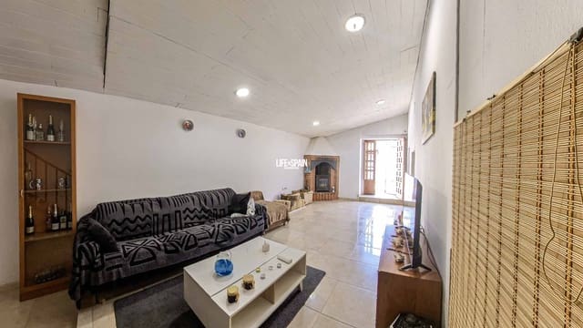 4 soverom Hus til salgs i Tortosa med garasje - € 89 900 (Ref: 9072941)