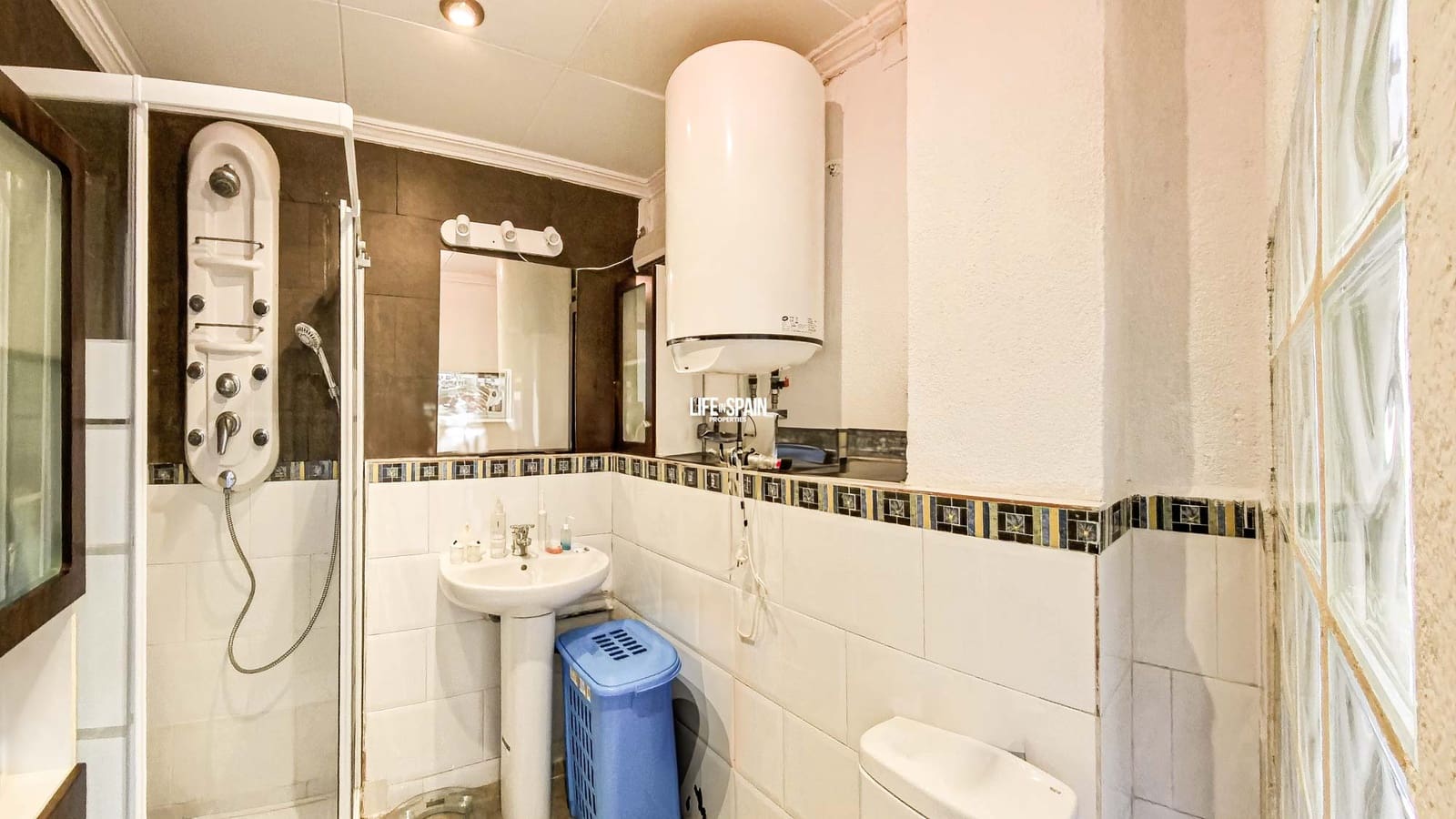 4 soverom Hus til salgs i Tortosa med garasje - € 89 900 (Ref: 9072941)