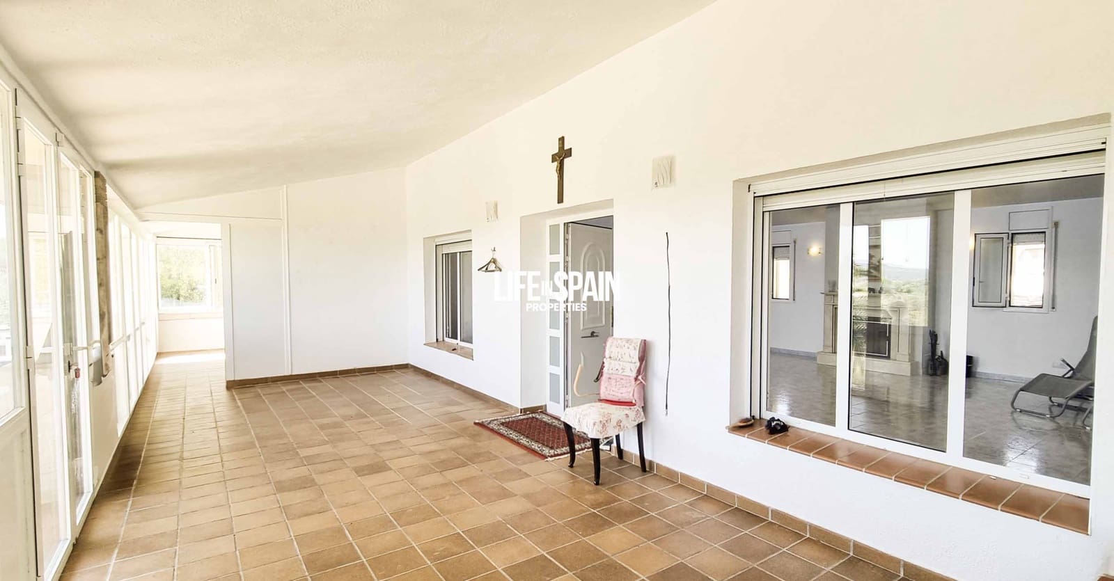 3 bedroom Villa for sale in Ginestar with pool garage - € 380,000 (Ref: 9148780)