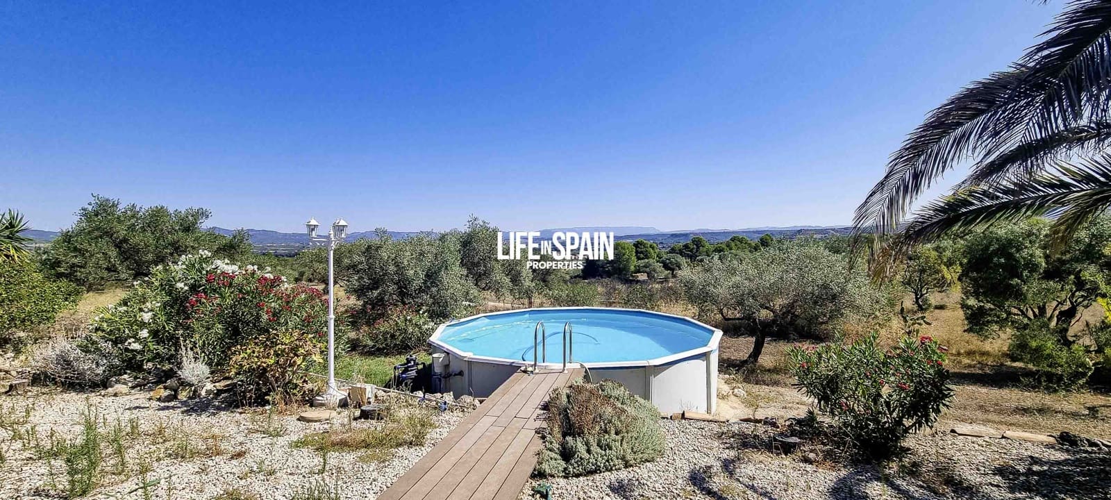 3 bedroom Villa for sale in Ginestar with pool garage - € 380,000 (Ref: 9148780)