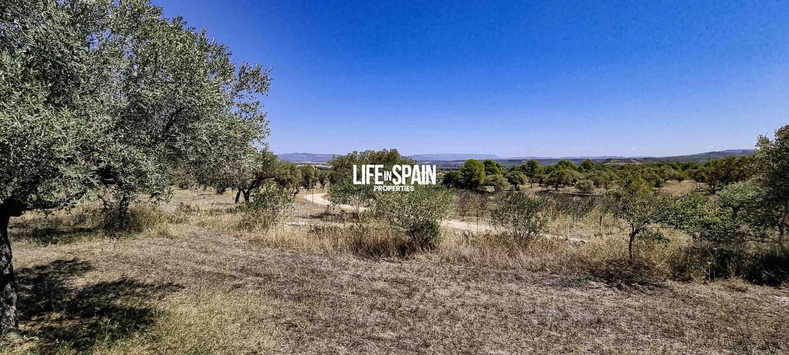 3 bedroom Villa for sale in Ginestar with pool garage - € 380,000 (Ref: 9148780)