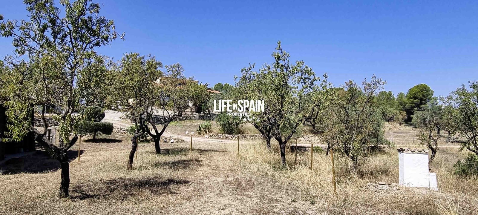 3 bedroom Villa for sale in Ginestar with pool garage - € 380,000 (Ref: 9148780)