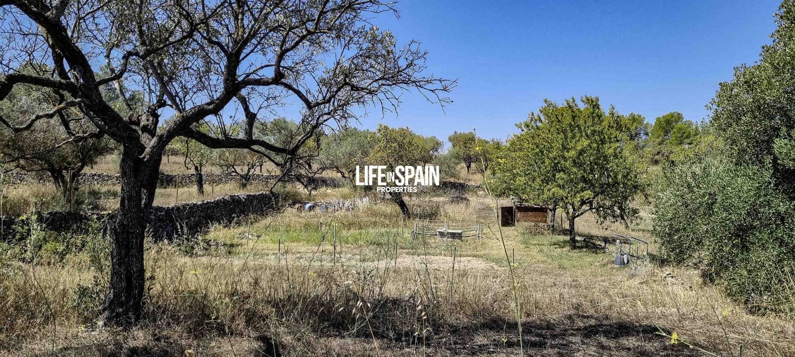 3 bedroom Villa for sale in Ginestar with pool garage - € 380,000 (Ref: 9148780)