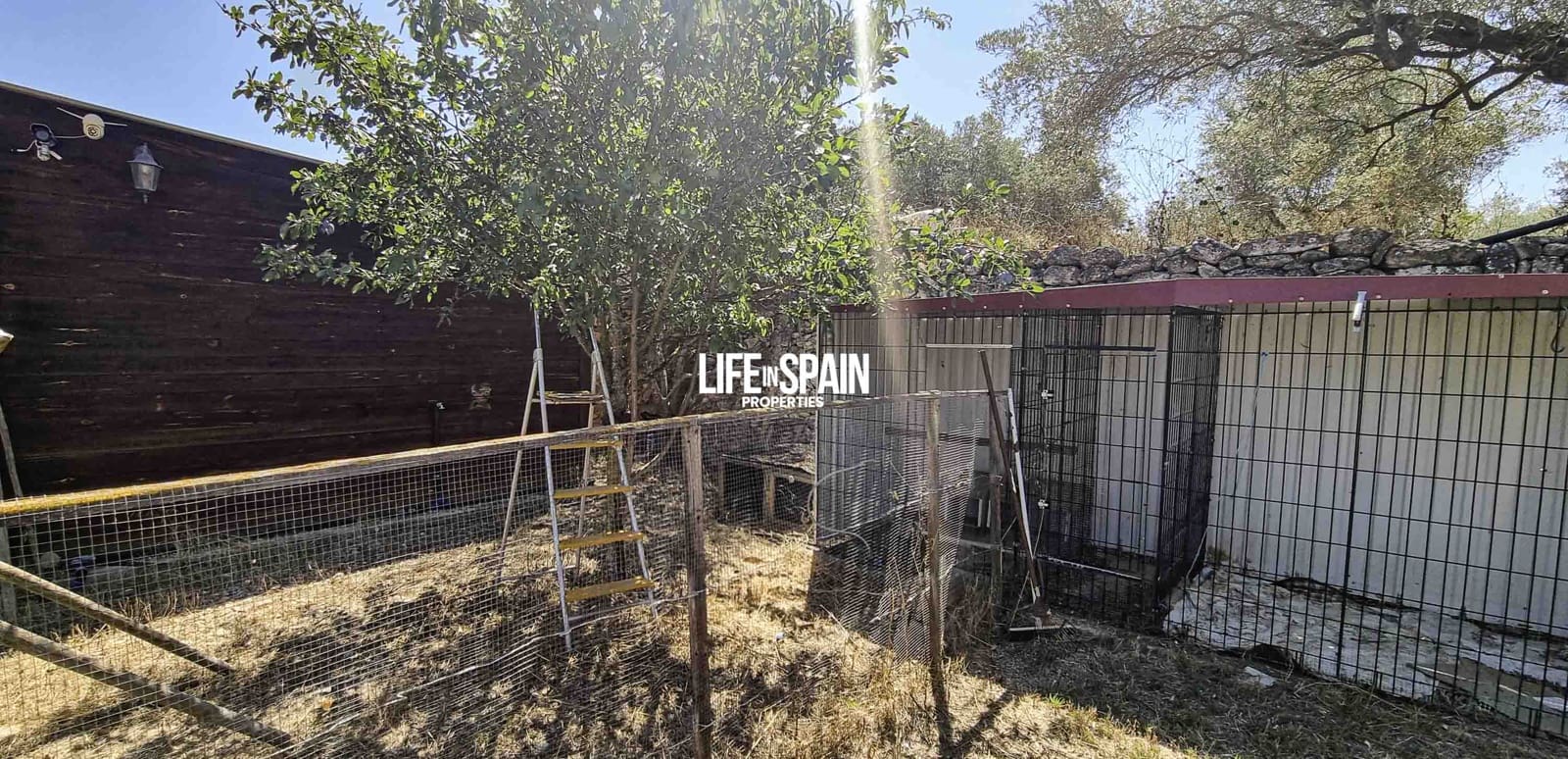 3 bedroom Villa for sale in Ginestar with pool garage - € 380,000 (Ref: 9148780)