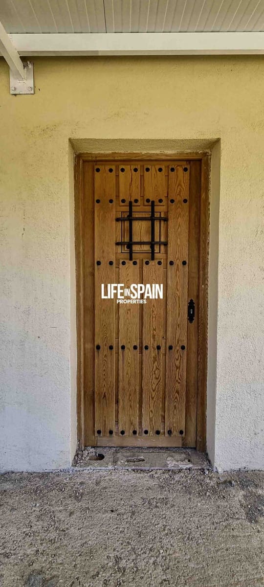 Finca/Herregård til salgs i Ginestar - € 120 000 (Ref: 9149701)