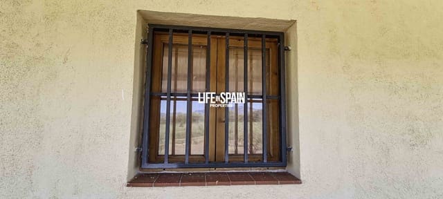 Finca/Herregård til salgs i Ginestar - € 120 000 (Ref: 9149701)