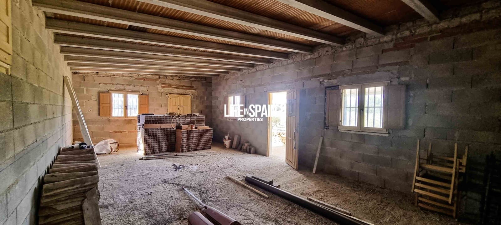 Finca/Herregård til salgs i Ginestar - € 120 000 (Ref: 9149701)