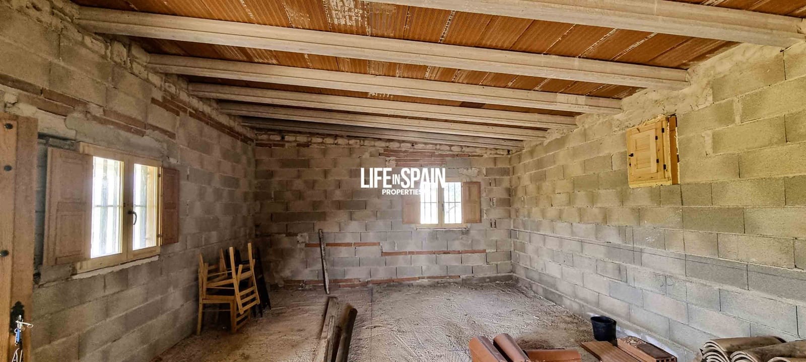 Finca/Herregård til salgs i Ginestar - € 120 000 (Ref: 9149701)