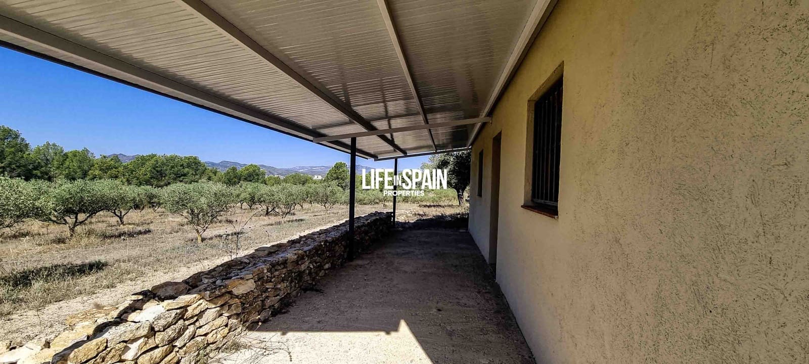 Finca/Herregård til salgs i Ginestar - € 120 000 (Ref: 9149701)