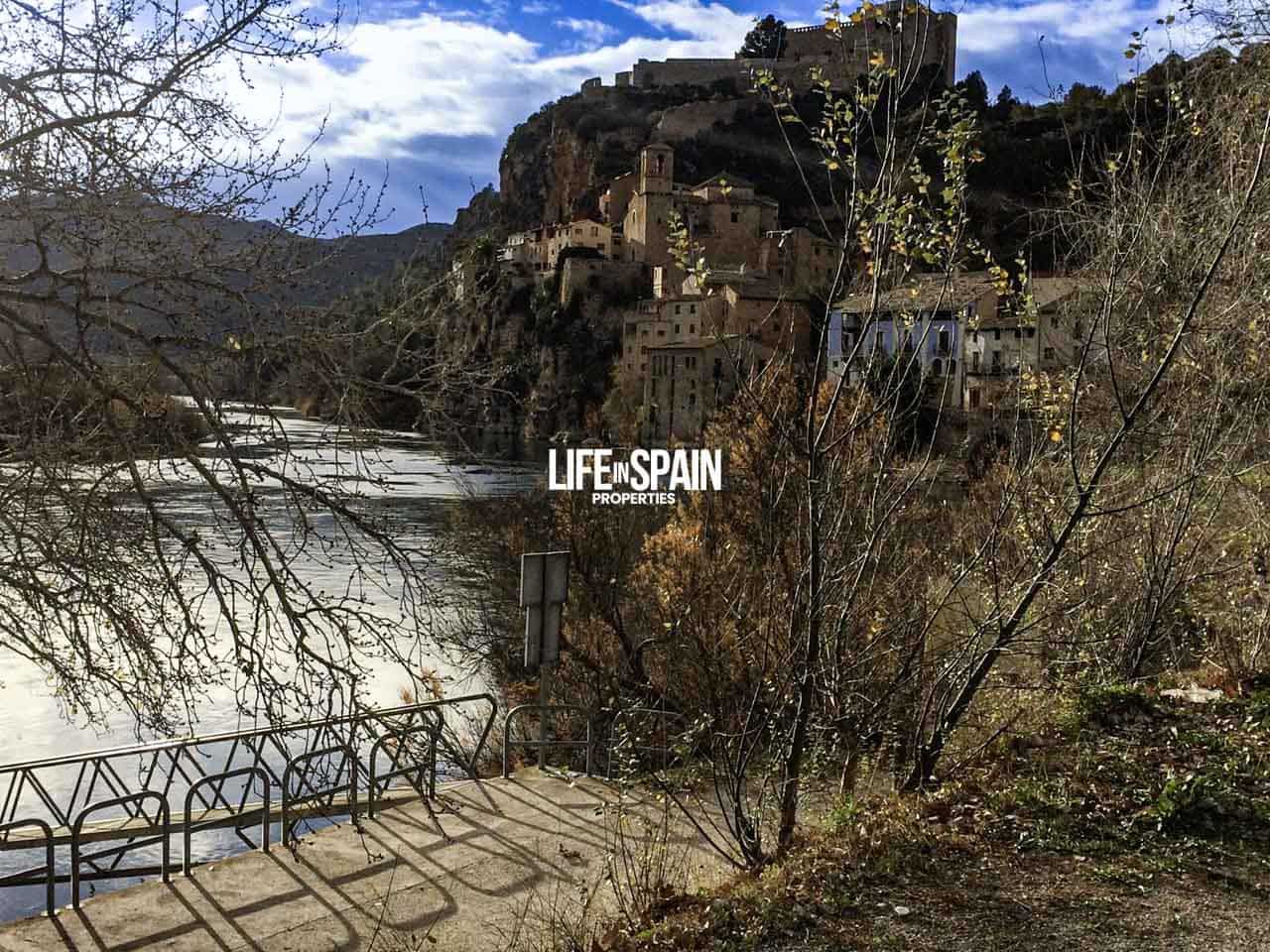 1 bedroom Finca/Country House for sale in Ginestar - € 50,000 (Ref: 9153453)