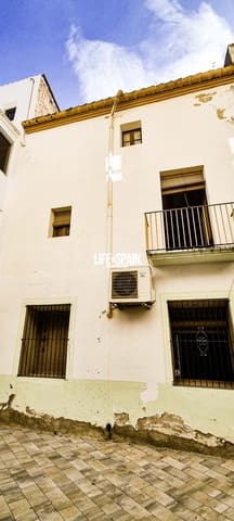 8 soveværelse Byhus til salg i Ginestar - € 85.000 (Ref: 9158365)