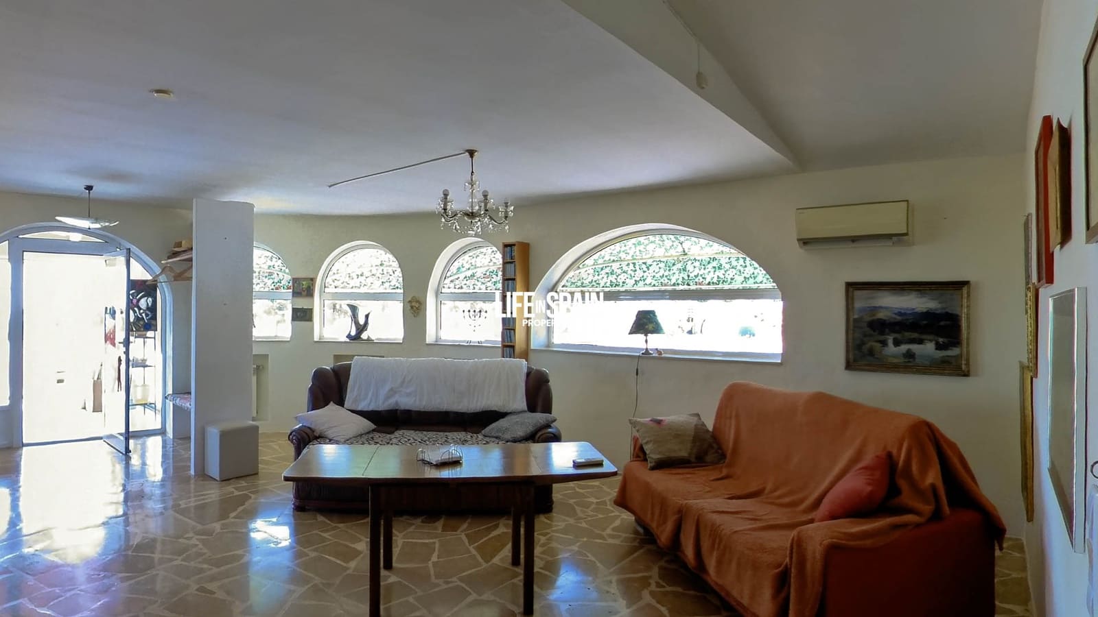 5 soveværelse Villa til salg i Tortosa med swimmingpool garage - € 715.000 (Ref: 9160604)