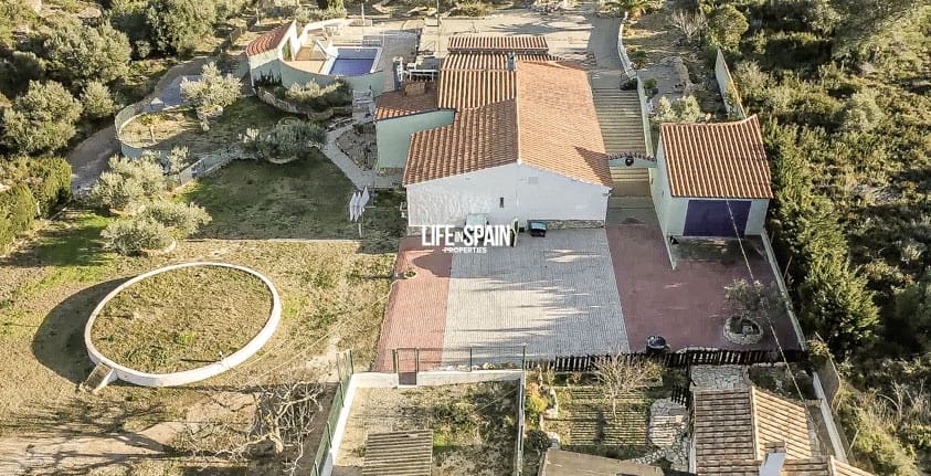 5 soveværelse Villa til salg i Tortosa med swimmingpool garage - € 715.000 (Ref: 9160604)