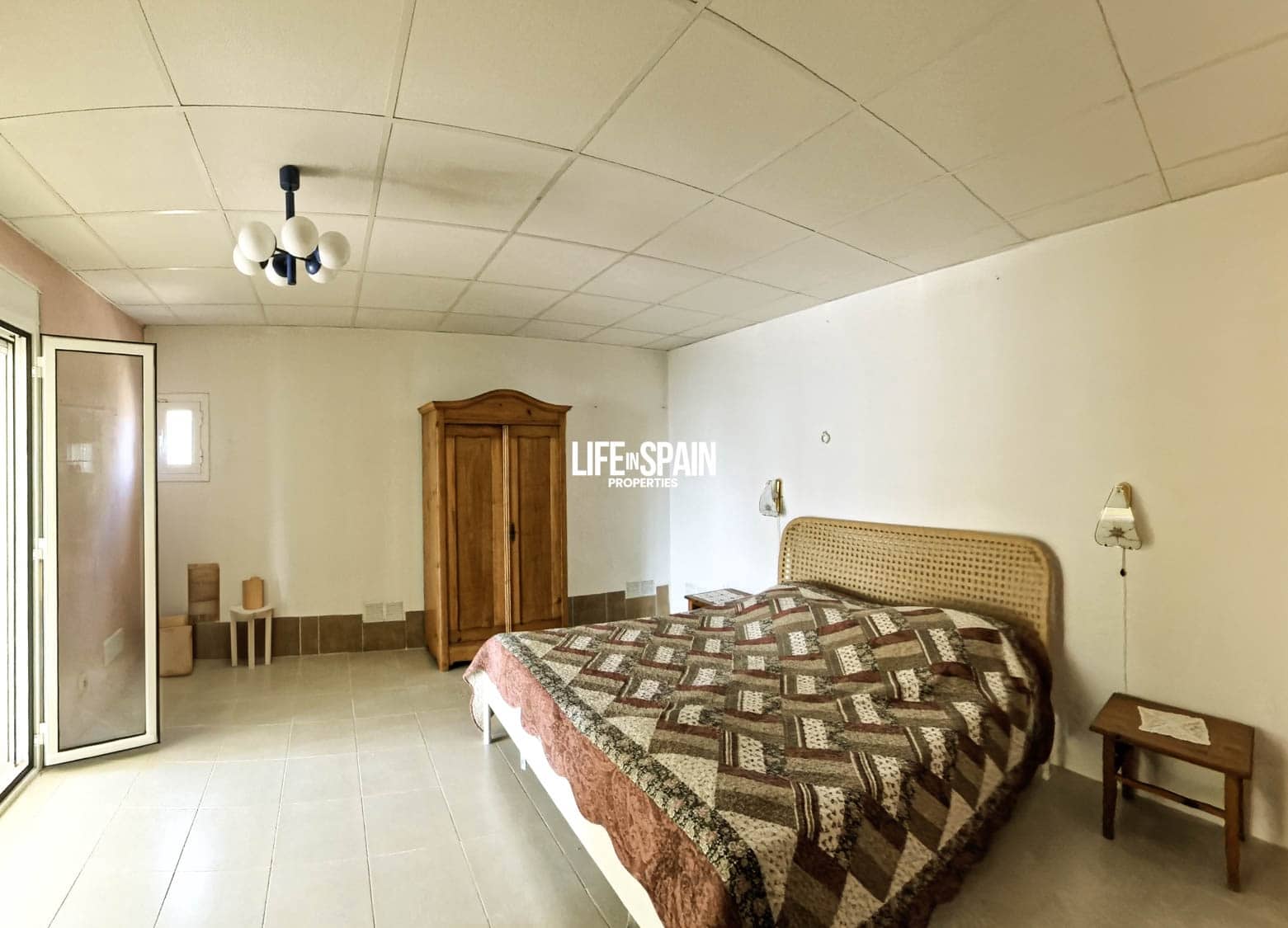 5 soveværelse Villa til salg i Tortosa med swimmingpool garage - € 715.000 (Ref: 9160604)