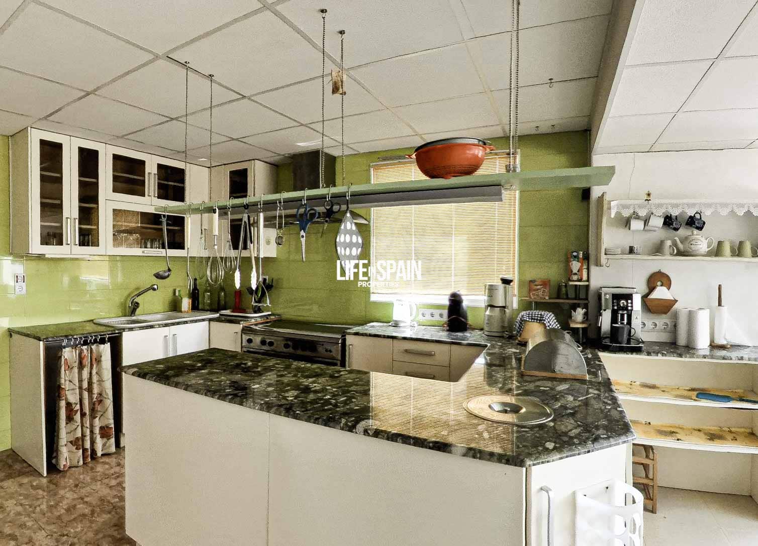 5 soveværelse Villa til salg i Tortosa med swimmingpool garage - € 715.000 (Ref: 9160604)