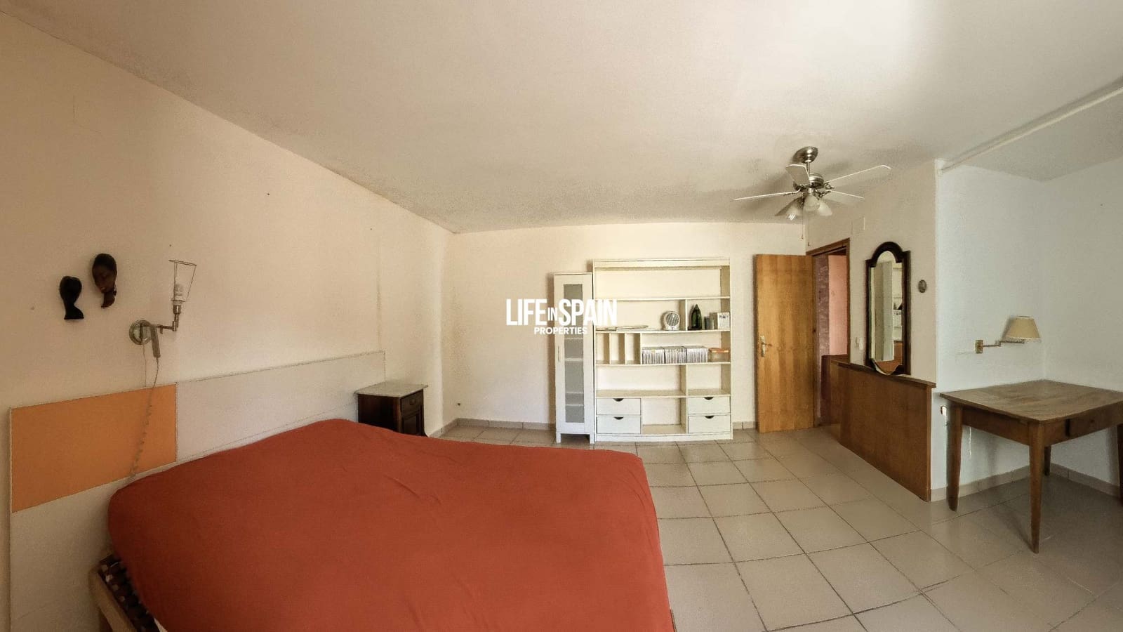 5 soveværelse Villa til salg i Tortosa med swimmingpool garage - € 715.000 (Ref: 9160604)