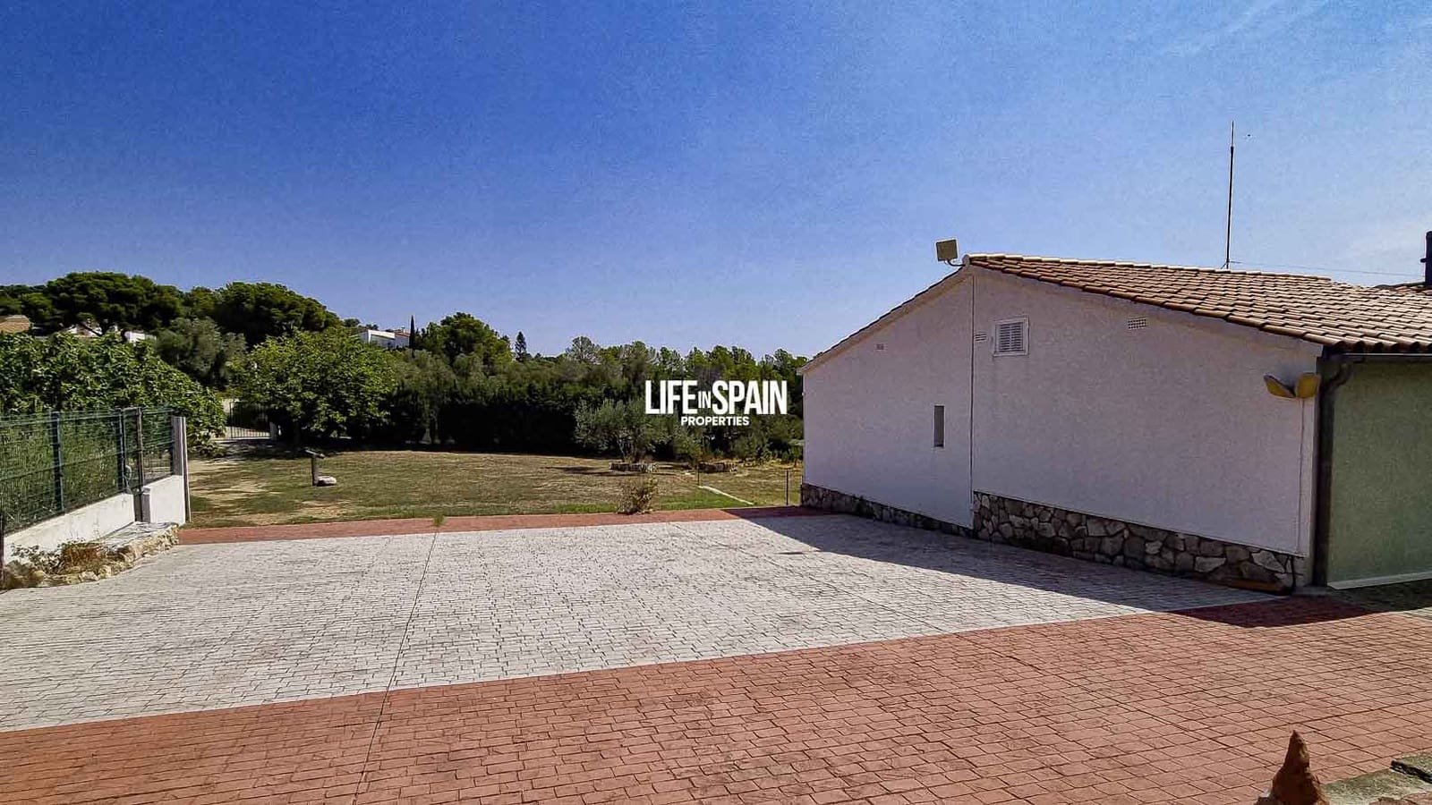 5 soveværelse Villa til salg i Tortosa med swimmingpool garage - € 715.000 (Ref: 9160604)
