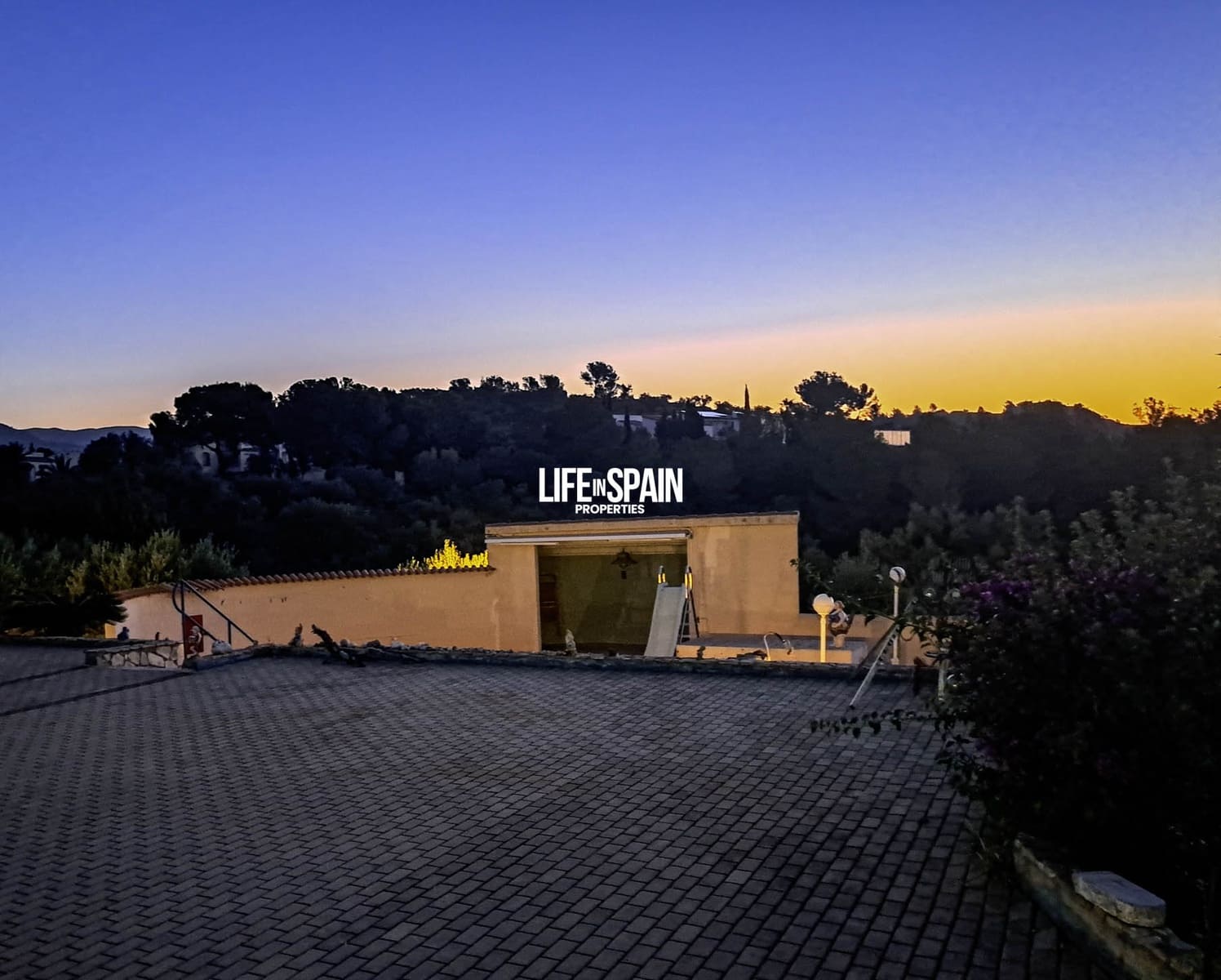 5 soveværelse Villa til salg i Tortosa med swimmingpool garage - € 715.000 (Ref: 9160604)