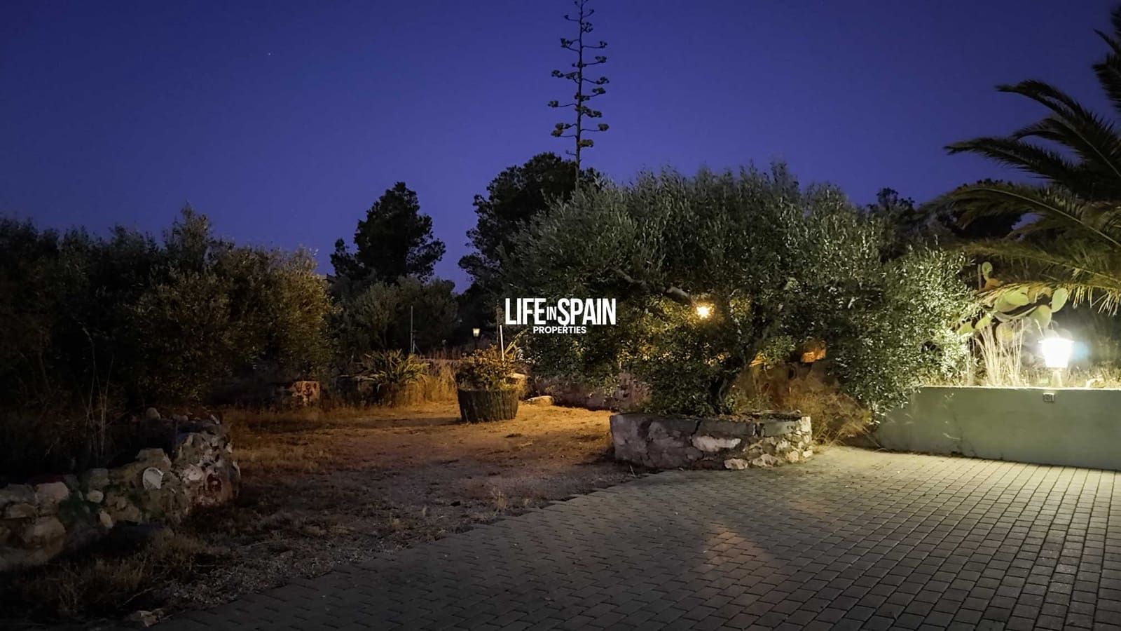 5 soveværelse Villa til salg i Tortosa med swimmingpool garage - € 715.000 (Ref: 9160604)