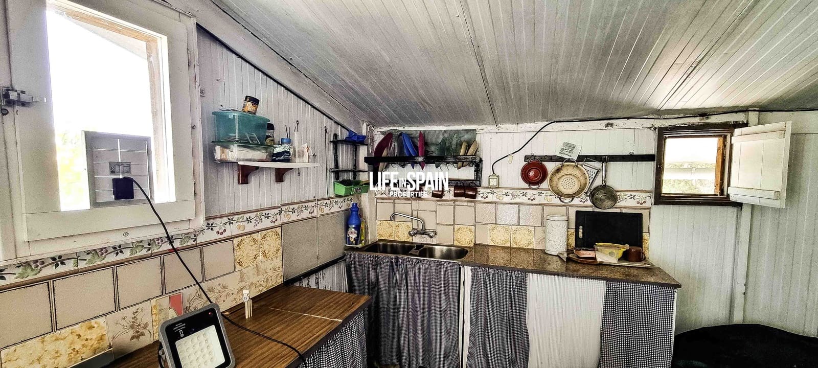 2 soveværelse Finca/Landehus til salg i Tortosa - € 49.900 (Ref: 9168999)