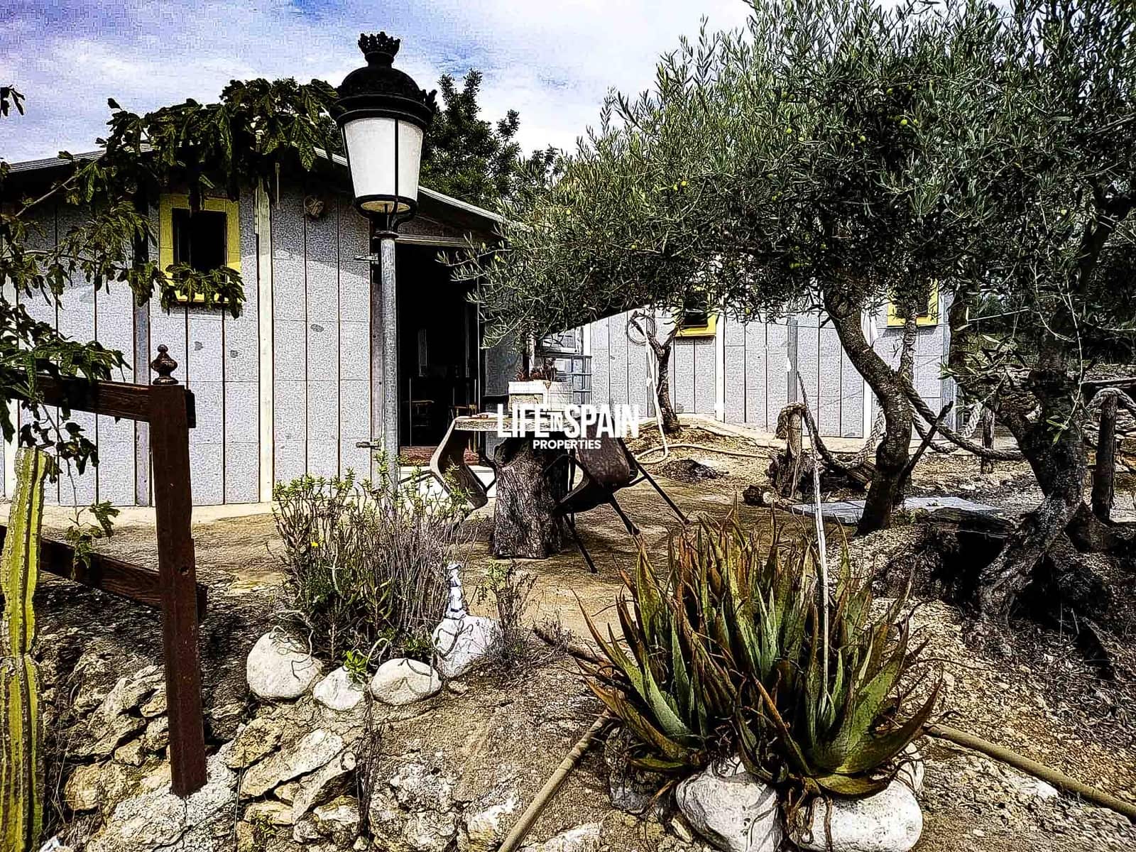 2 soveværelse Finca/Landehus til salg i Tortosa - € 49.900 (Ref: 9168999)