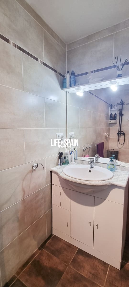 5 slaapkamer Villa te koop in L'Ampolla met zwembad garage - € 550.000 (Ref: 9195102)