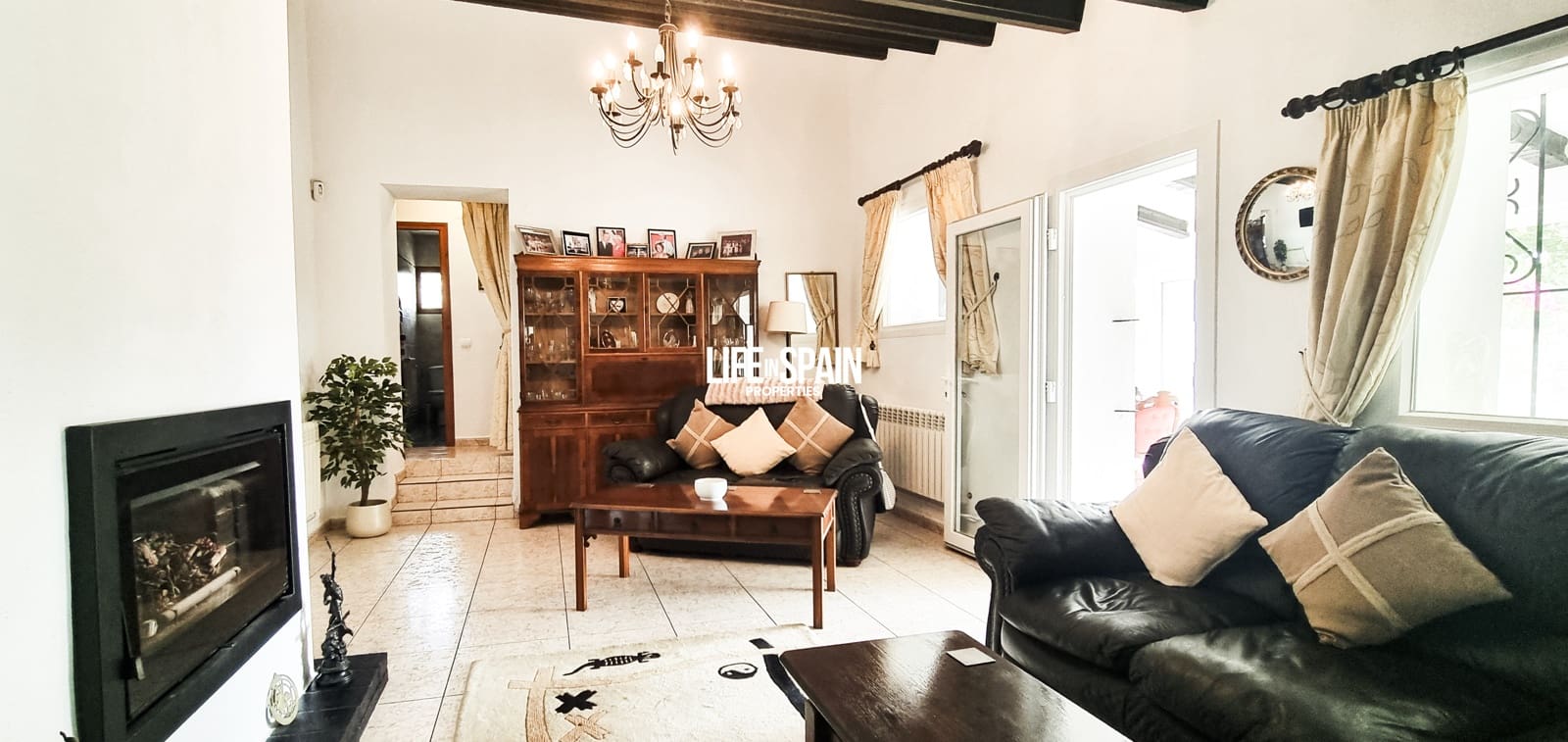 5 slaapkamer Villa te koop in L'Ampolla met zwembad garage - € 550.000 (Ref: 9195102)