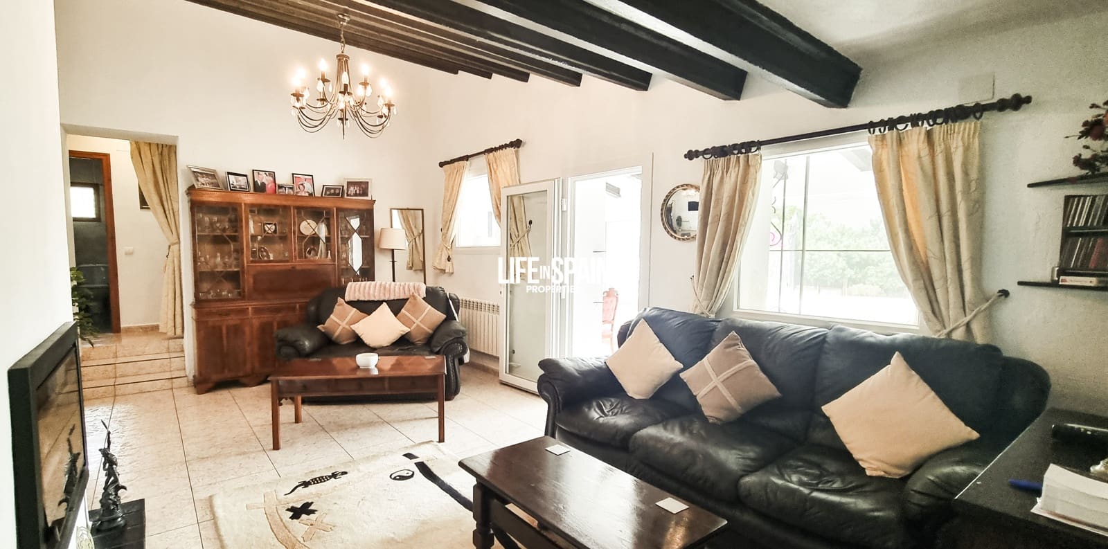 5 slaapkamer Villa te koop in L'Ampolla met zwembad garage - € 550.000 (Ref: 9195102)