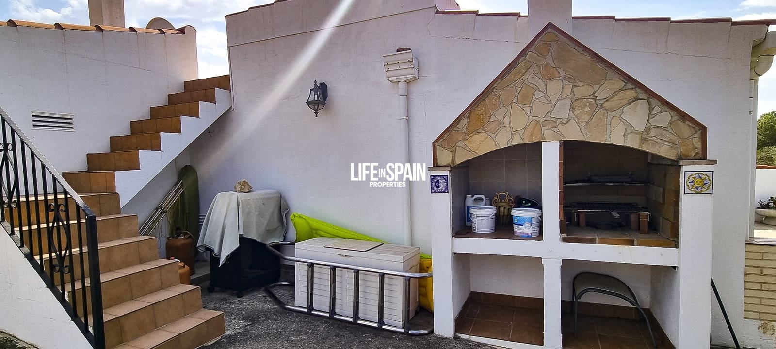 5 slaapkamer Villa te koop in L'Ampolla met zwembad garage - € 550.000 (Ref: 9195102)