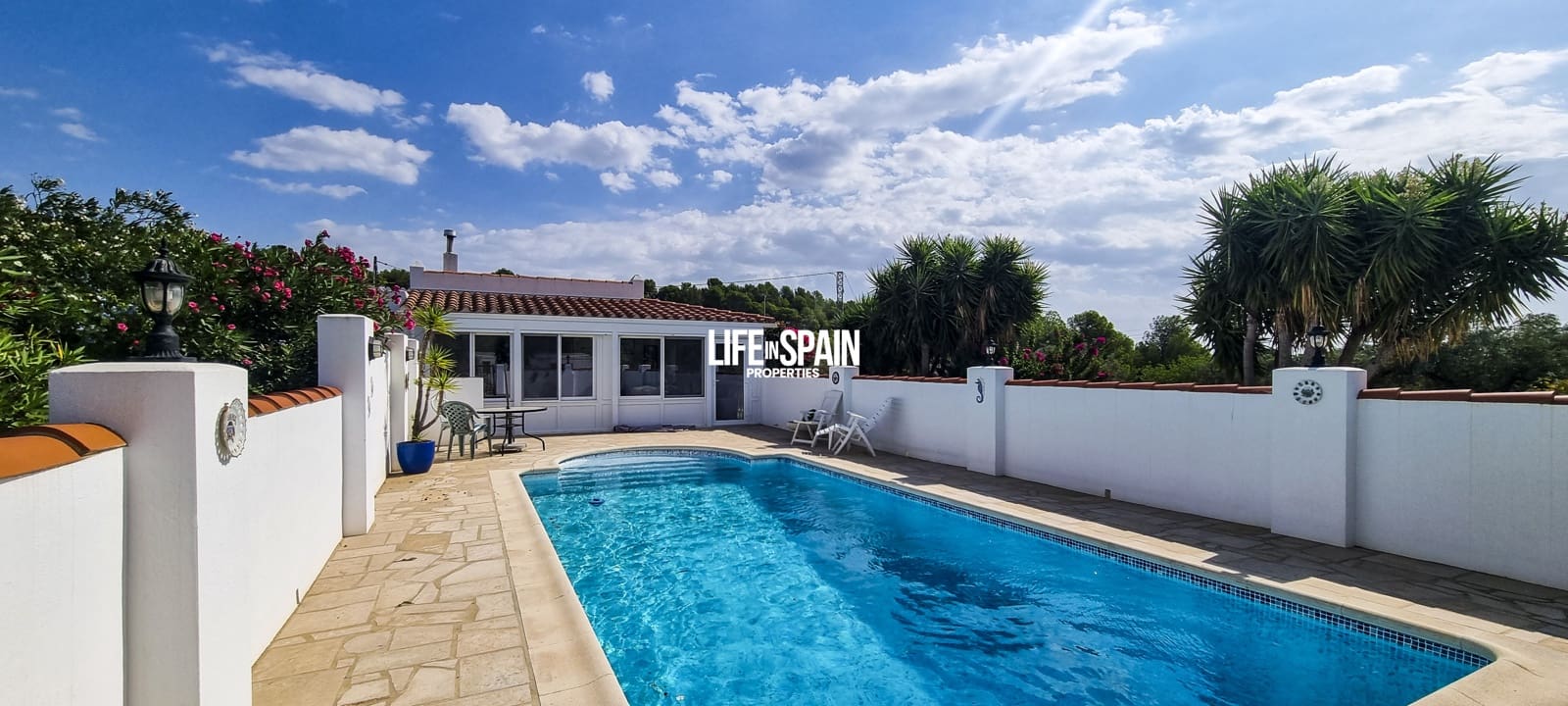 5 slaapkamer Villa te koop in L'Ampolla met zwembad garage - € 550.000 (Ref: 9195102)