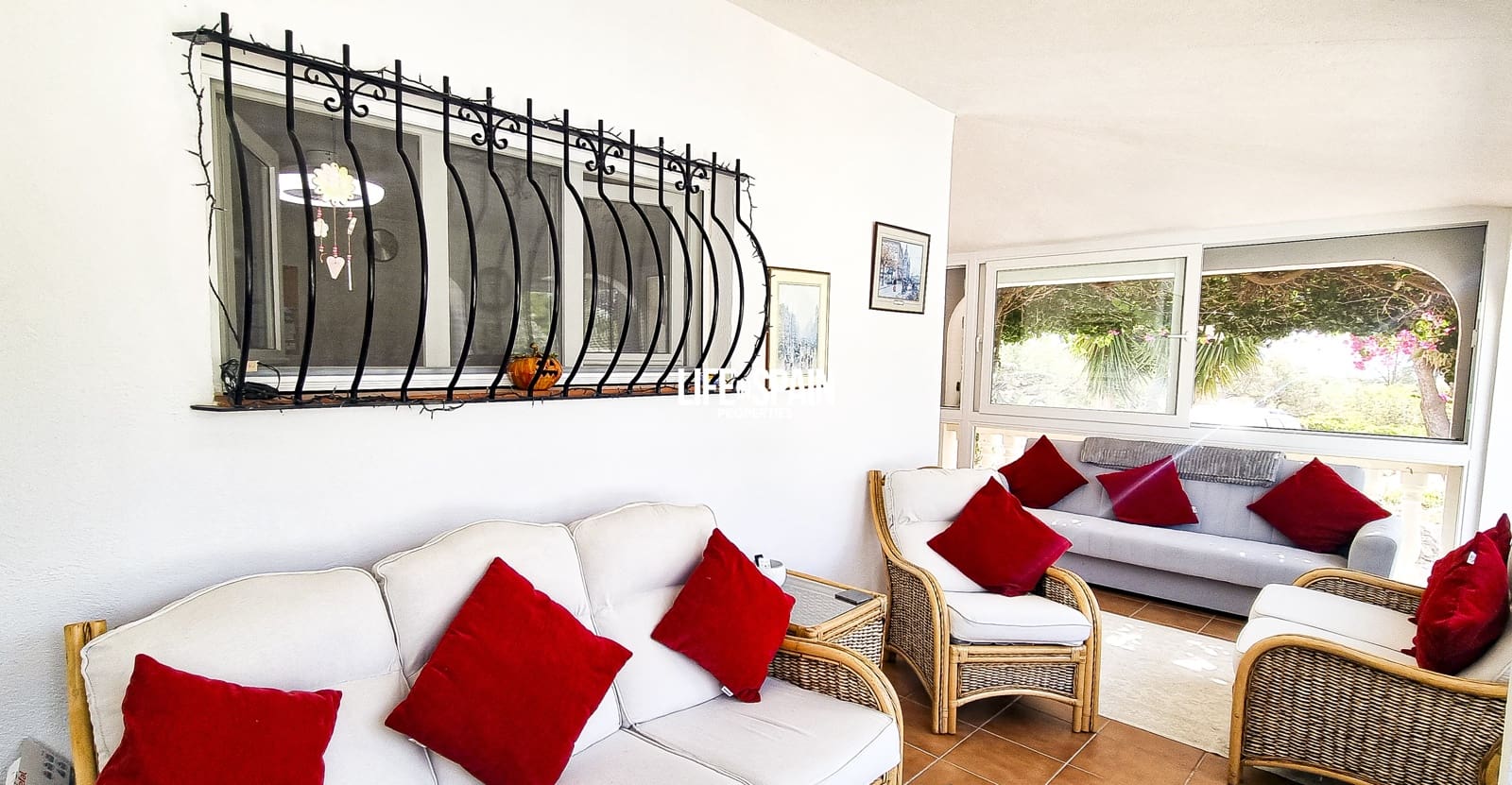 5 slaapkamer Villa te koop in L'Ampolla met zwembad garage - € 550.000 (Ref: 9195102)