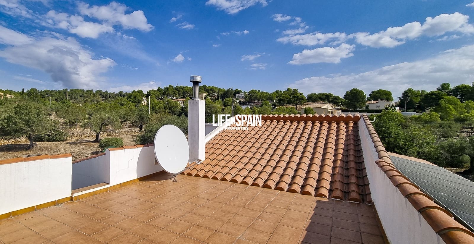 5 slaapkamer Villa te koop in L'Ampolla met zwembad garage - € 550.000 (Ref: 9195102)