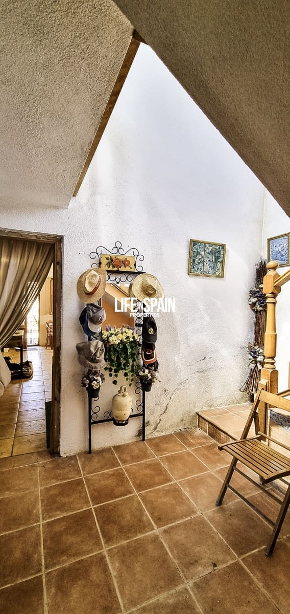 4 sypialnia Finka/Dom wiejski na sprzedaż w Tortosa z basenem - 275 000 € (Ref: 9200089)