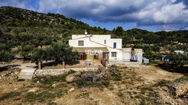 4 sovrum Finca/Hus på landet till salu i Tortosa med pool - 275 000 € (Ref: 9200089)