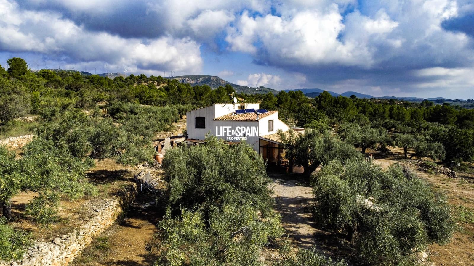 4 sypialnia Finka/Dom wiejski na sprzedaż w Tortosa z basenem - 275 000 € (Ref: 9200089)