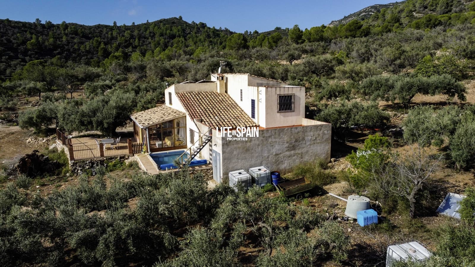 4 sypialnia Finka/Dom wiejski na sprzedaż w Tortosa z basenem - 275 000 € (Ref: 9200089)