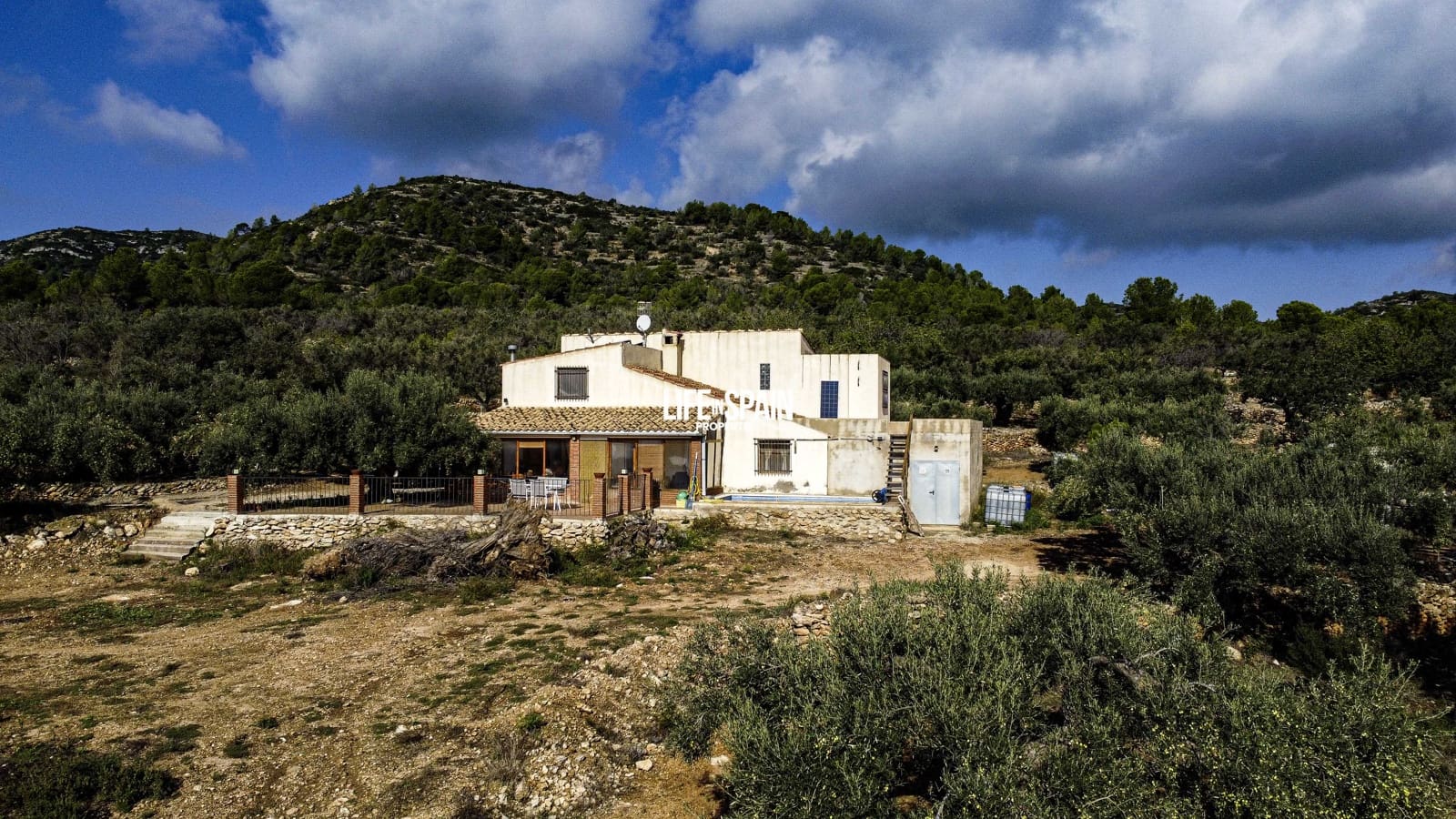 4 sypialnia Finka/Dom wiejski na sprzedaż w Tortosa z basenem - 275 000 € (Ref: 9200089)