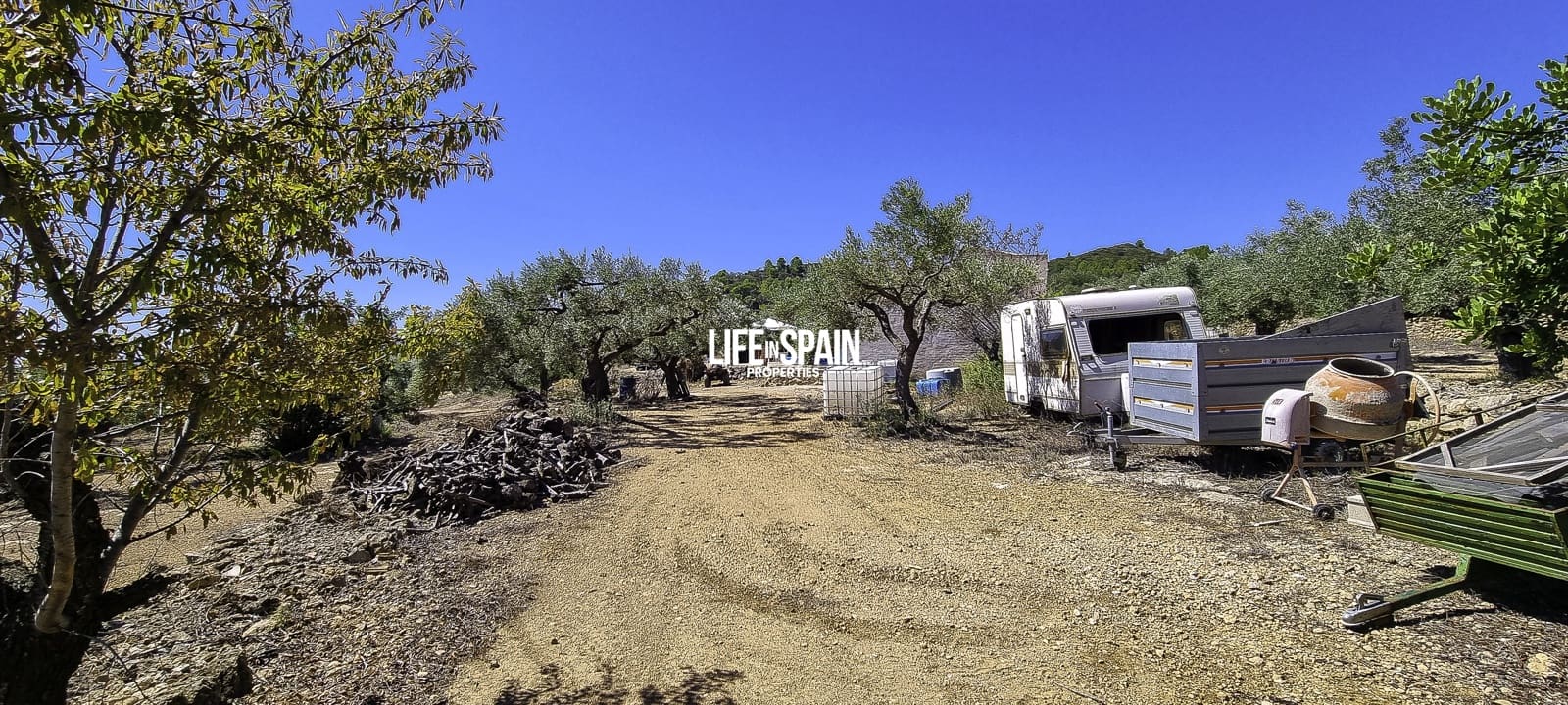 4 sypialnia Finka/Dom wiejski na sprzedaż w Tortosa z basenem - 275 000 € (Ref: 9200089)