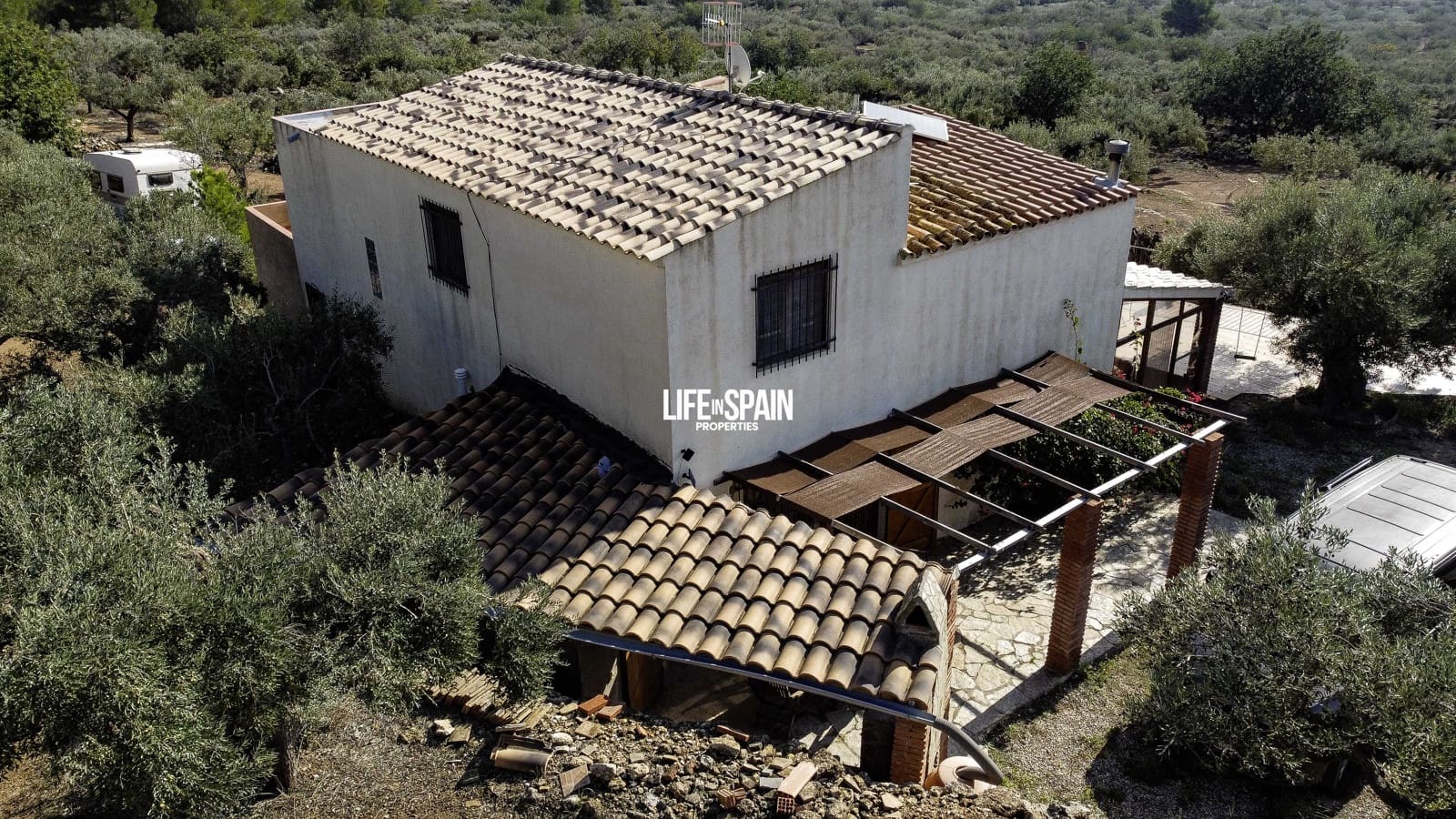 4 sypialnia Finka/Dom wiejski na sprzedaż w Tortosa z basenem - 275 000 € (Ref: 9200089)