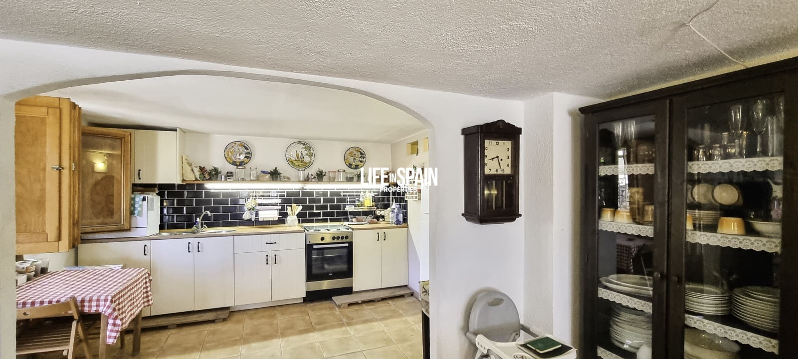 4 sypialnia Finka/Dom wiejski na sprzedaż w Tortosa z basenem - 275 000 € (Ref: 9200089)