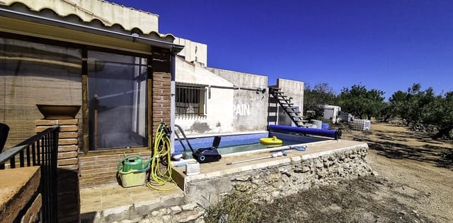 4 sovrum Finca/Hus på landet till salu i Tortosa med pool - 275 000 € (Ref: 9200089)